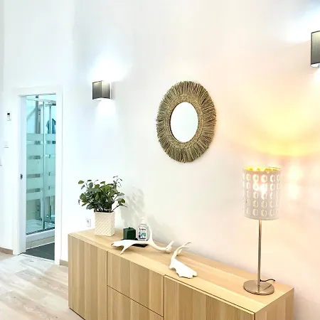 Homely Loft Especerias * مالقة