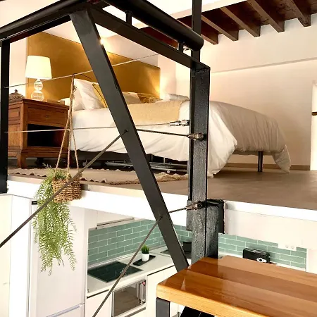 Homely Loft Especerias مالقة