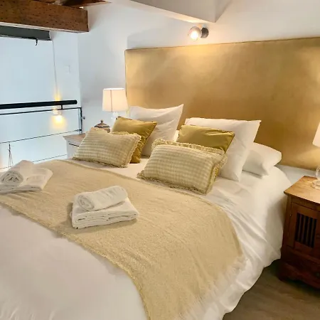 Homely Loft Especerias * مالقة