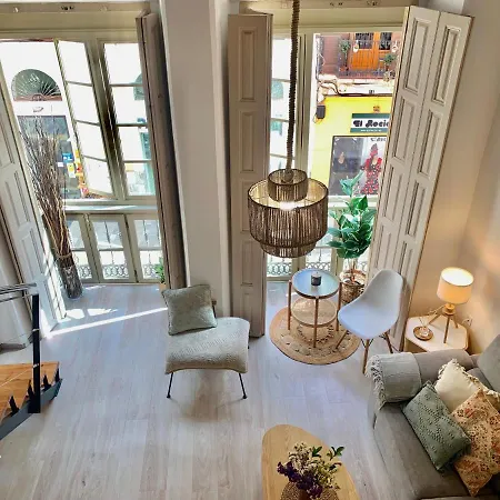 Homely Loft Especerias شقة مالقة
